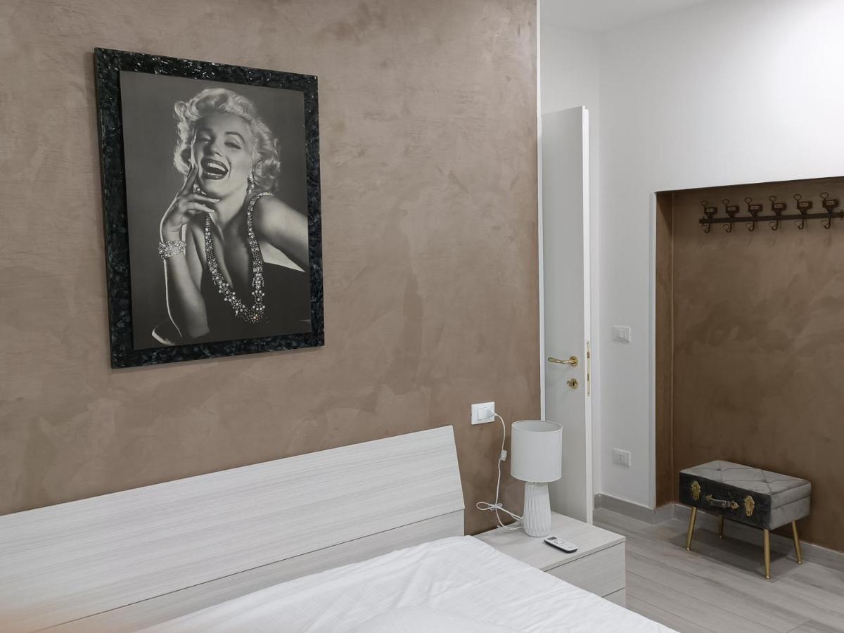 Casa Bob Alloggio Turistico Фонди Экстерьер фото